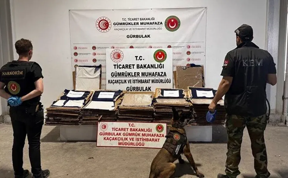 Ağrı’da 1 ton yasaklı madde ele geçirildi!