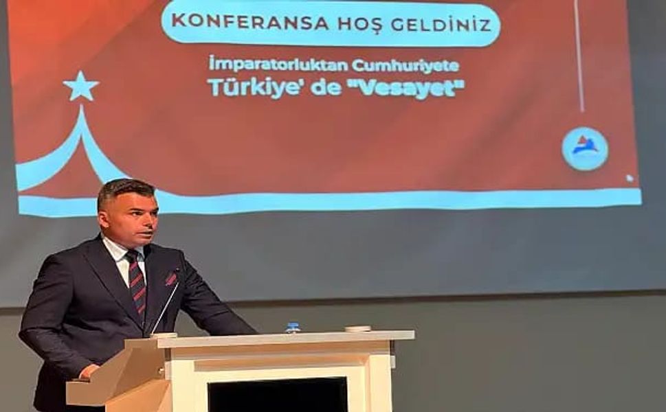 Prof. Dr. Yakup Karataş’tan AİÇÜ’de “İmparatorluktan Cumhuriyete Türkiye’de Vesayet” Konferansı