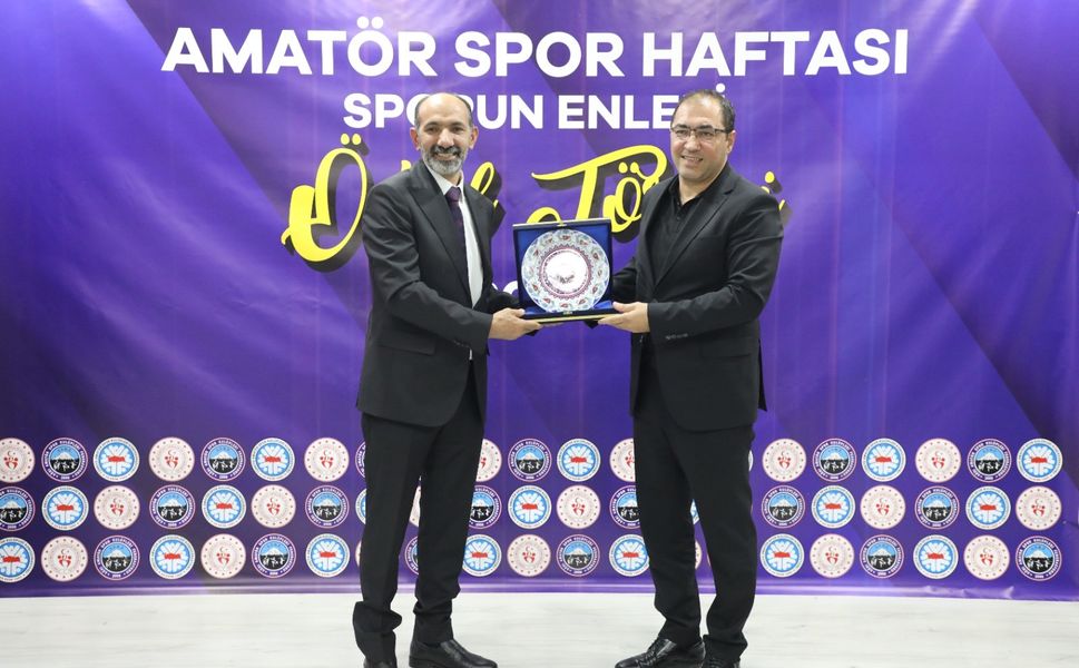 Amatör Spor Haftası ‘Yılın Enleri’ Ağrı’da Coşkuyla Sahiplerini Buldu