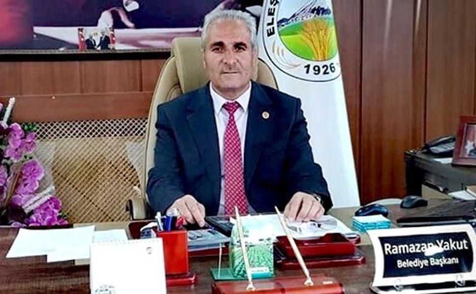 Ramazan Yakut’tan Eleşkirt’te Sosyal Belediyecilik Dersi