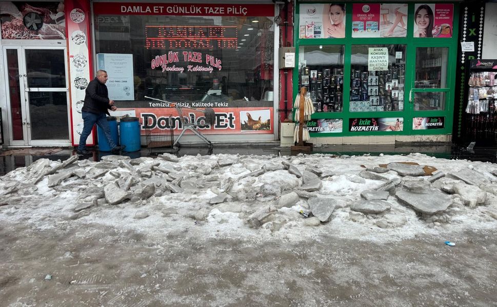 Başkan Hazal Aras, Ağrı’ya Rezaleti Yaşatıyor!
